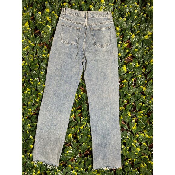 Pretty Little Thing Mid Blue Wash Straight Leg Raw Hem Jeans Size 6 NWT - Picture 6 of 6